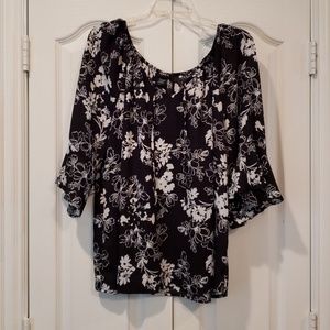 Torrid, 1X, Black White Floral Blouse